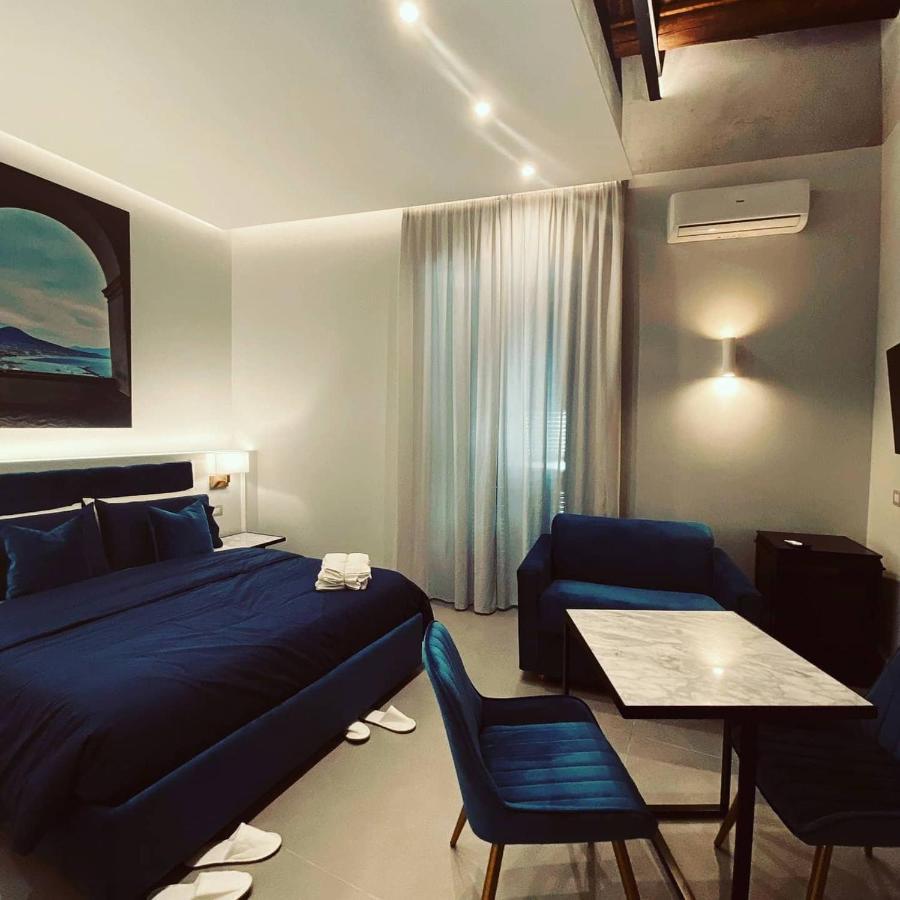 L'Infinito 88 Charmant Rooms Neapel Exterior foto