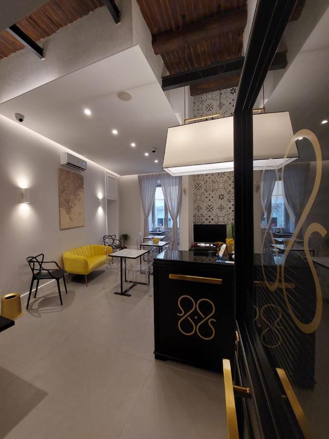 L'Infinito 88 Charmant Rooms Neapel Exterior foto